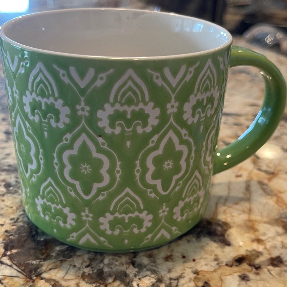 “Wallpaper” by BIA Cordon Bleu, green mug.